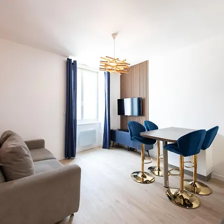 Le Hirvi - Cocon Zen Et Epure A 10min Vieux Apartman
