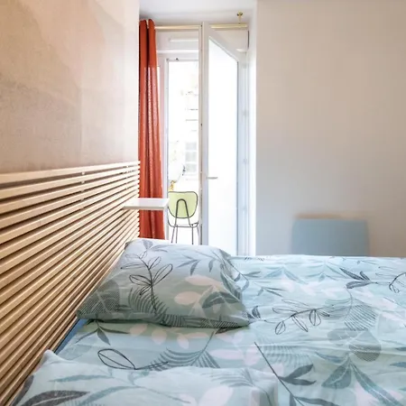 Apartman Le Hirvi - Cocon Zen Et Epure A 10min Vieux Lyon